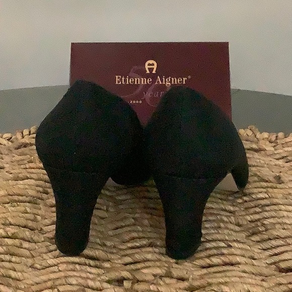 Brand new Etienne Aigner silk shoe - Picture 3 of 7